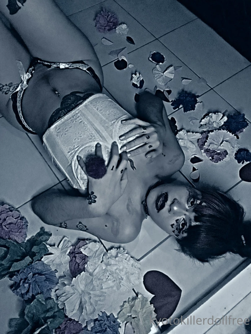 Good morning babies come be my boy killerdollbaby 