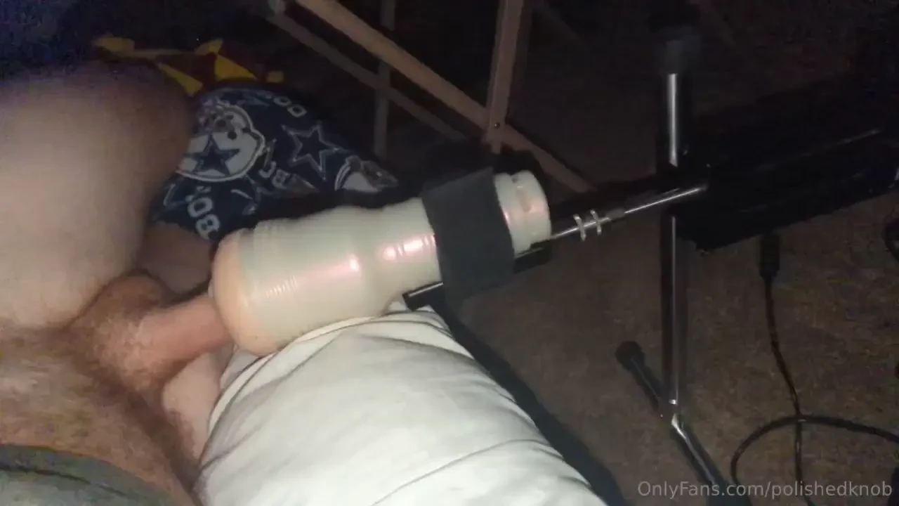 I like to go to sleep getting fucked 