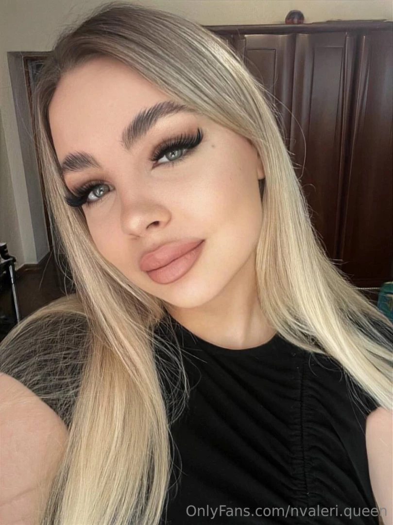 Feeling myself today sometimes a simple look is all you need to shine 