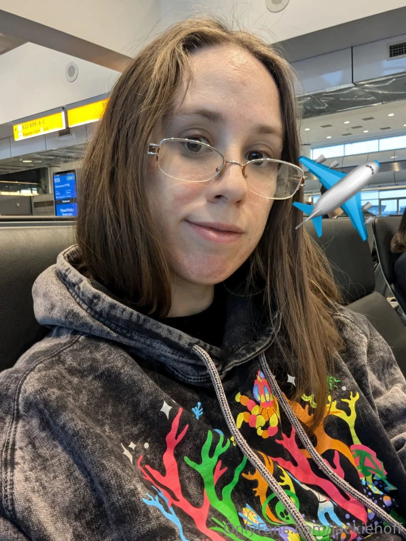 At the airport going to go see family 