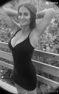 It s hot baby cool me down