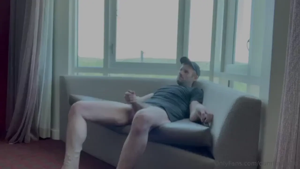 Hotel sex is the best sex and when you have such a willing boy you can 