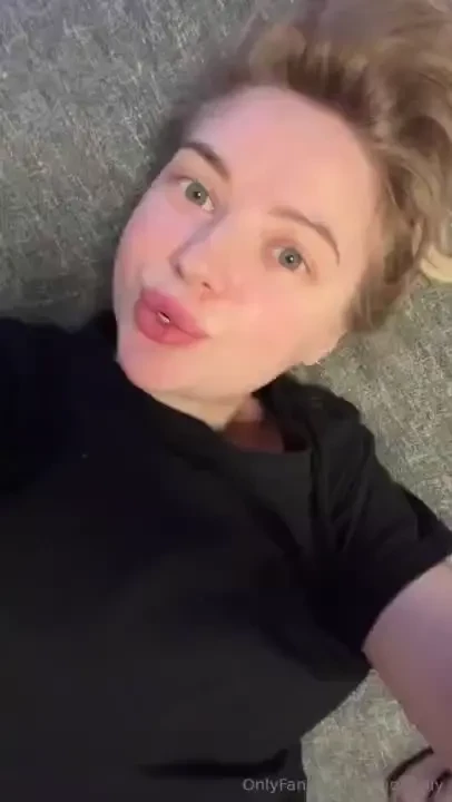 Do you like me gt lt 