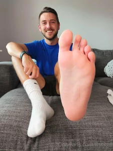 Just how you boys like them sweaty and smelly part 2