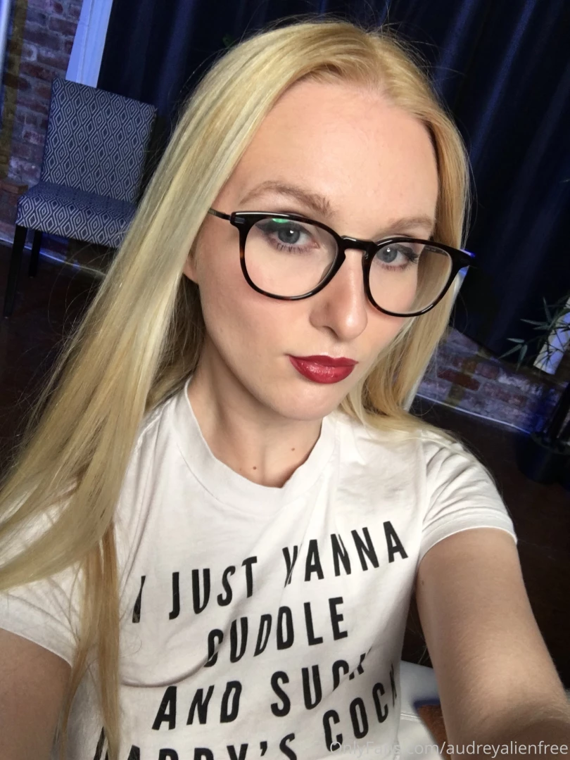 I just want to cuddle and suck daddie s cock full nude set on 