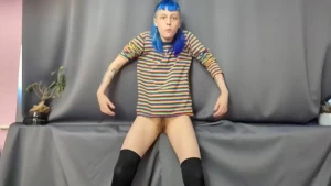 I mess around a lot do you want to see more bloopers behind the scenes