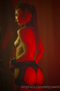 Tetty-twerk part 385