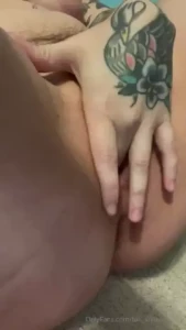 Help me get my pussy wet