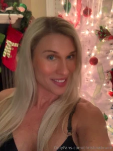 Tis the season to be fabulous rocking my blonde hair and feeling