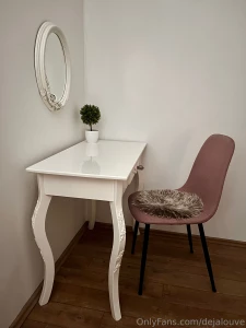 Check your inbox for this cute little series of pics snapped in