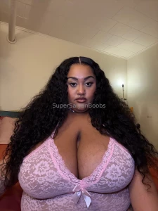 Pretty in pink part 2051