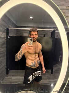 Rate my body 1-10 darling