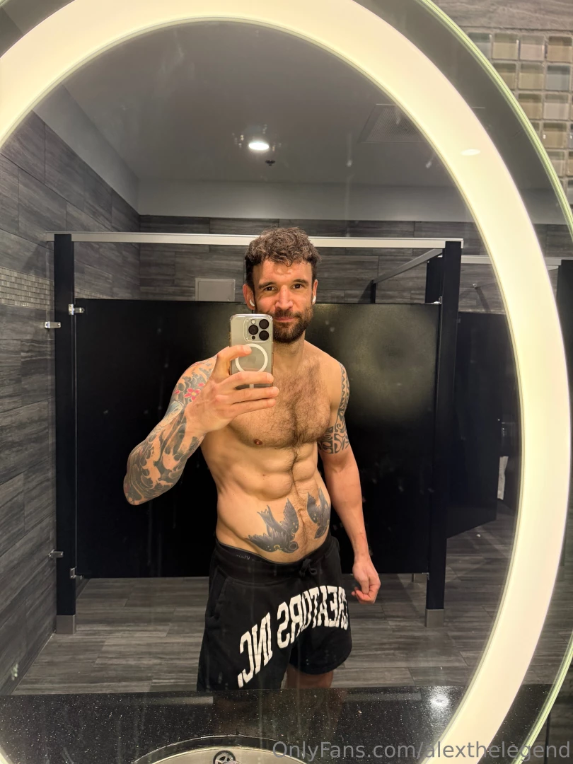 Who s your date on valentine s day 