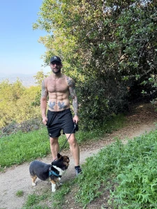 Imagine me between your thighs