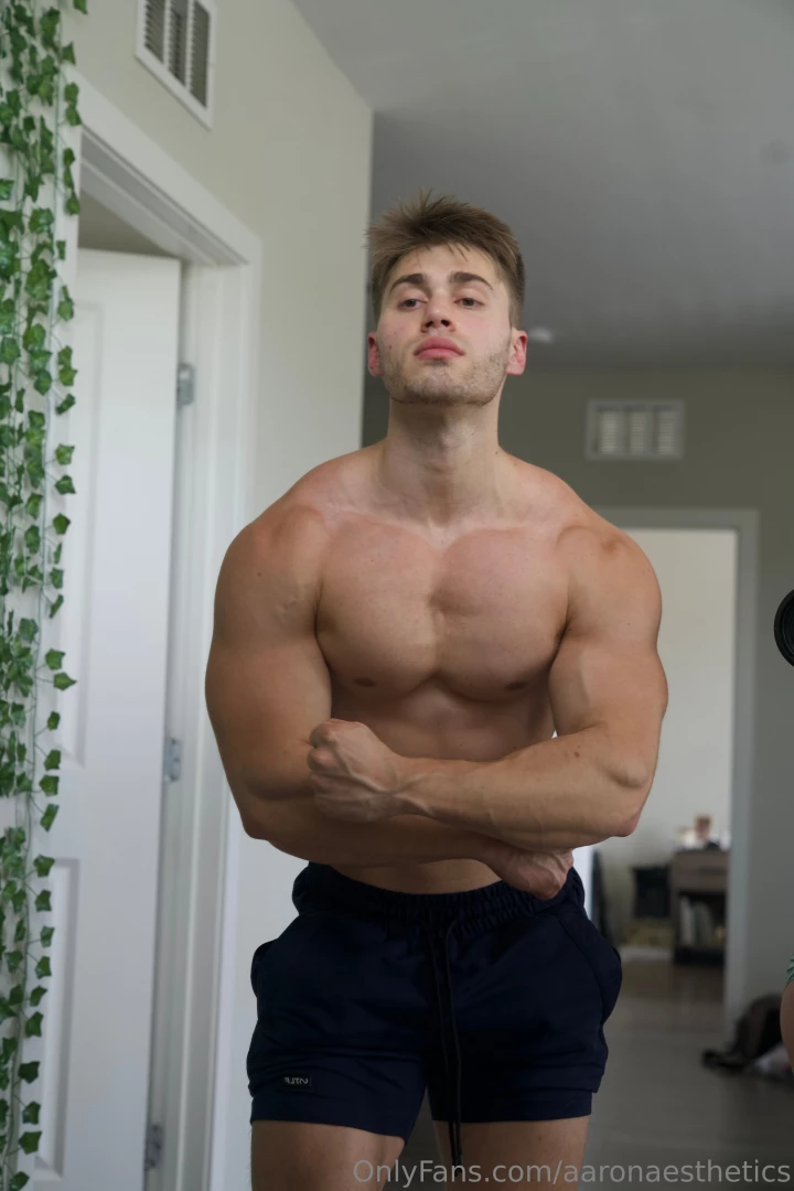 The mirror isn t my only audience right who s watching 