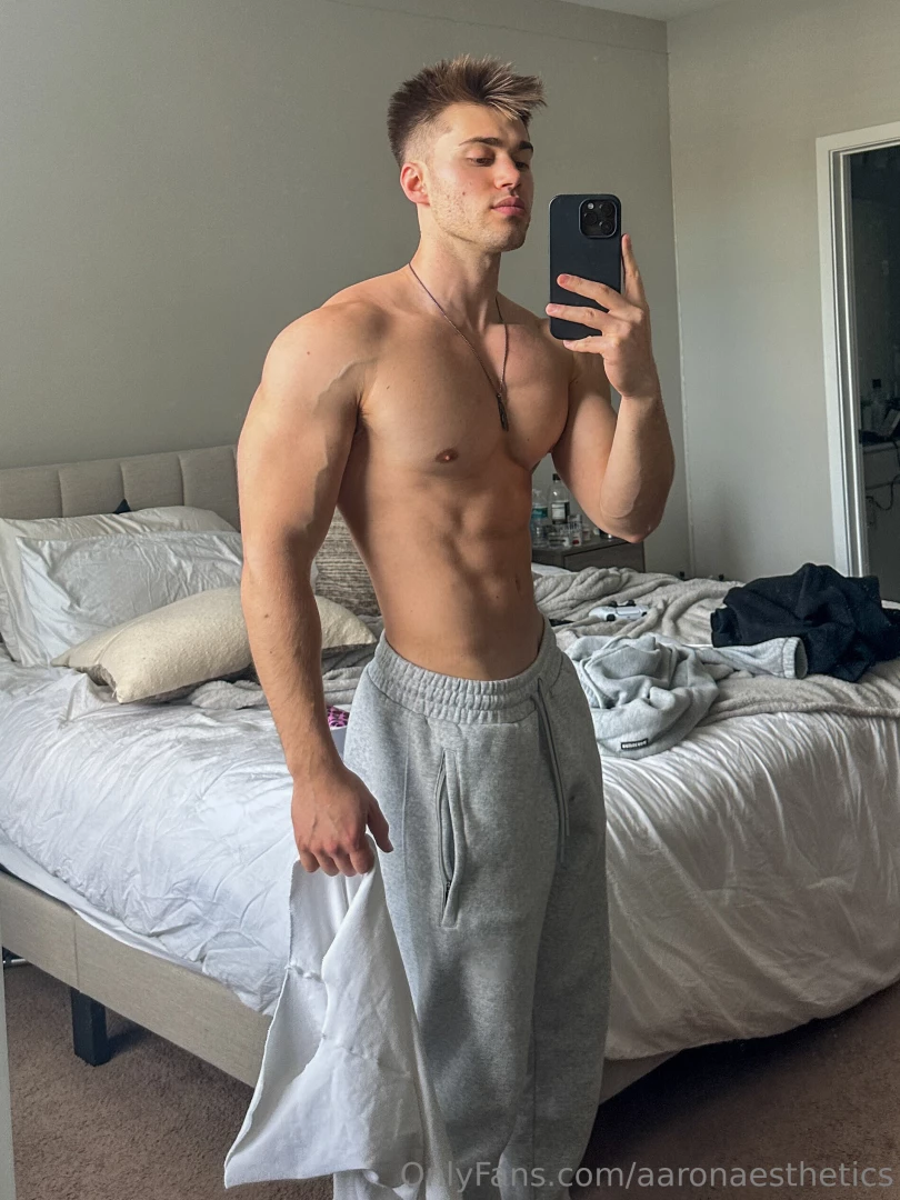 Grey sweatpants 