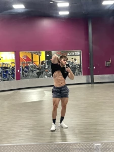 A rare leg day throwback