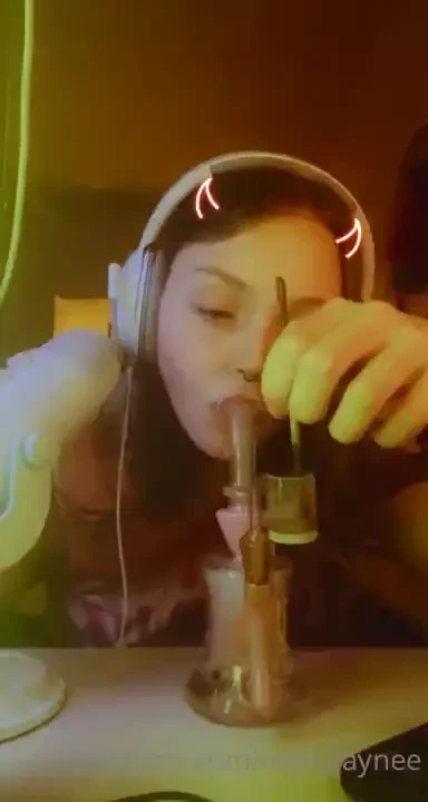 Smoke with me takin a day off from making content posting again 