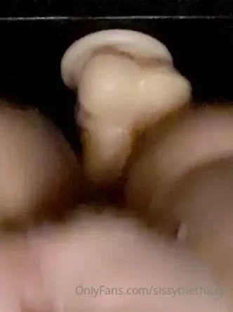 Fucking myself with my 10 dildo and making mental movies about u 