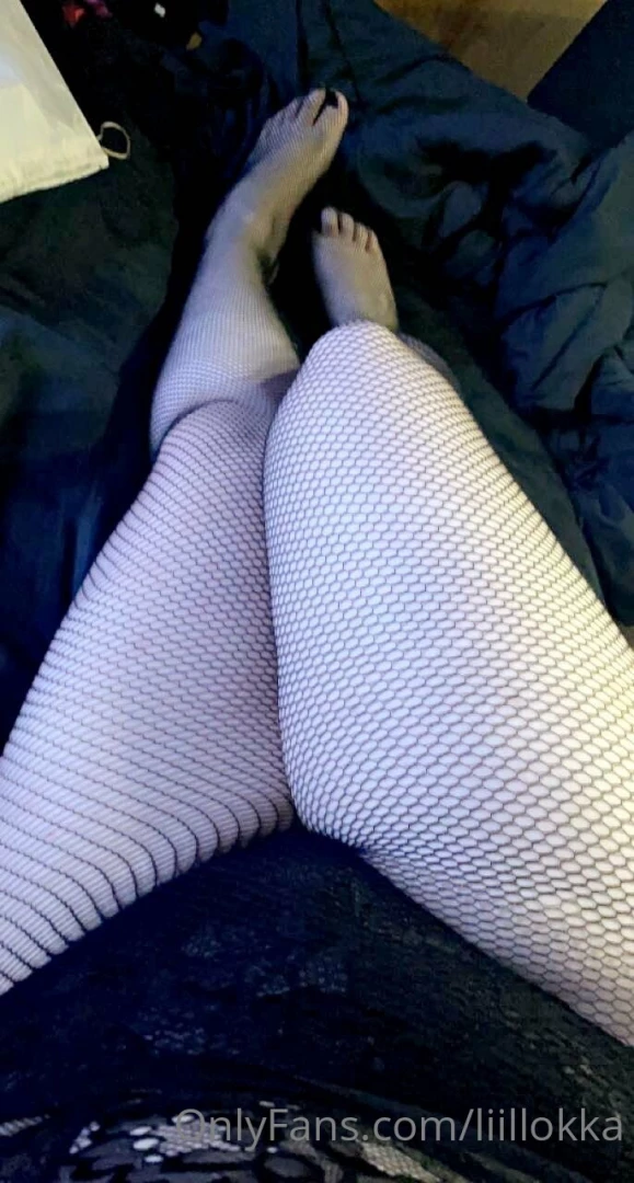 I love how my milky white legs look with fishnets 