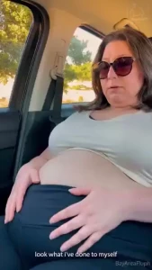 My very first fat chat in this roleplay scenario i m your new feedee