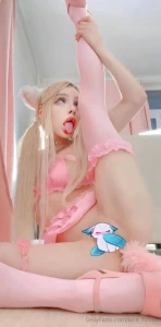 Innocentalicee is wet right now let her play with her tight pussy and part 484