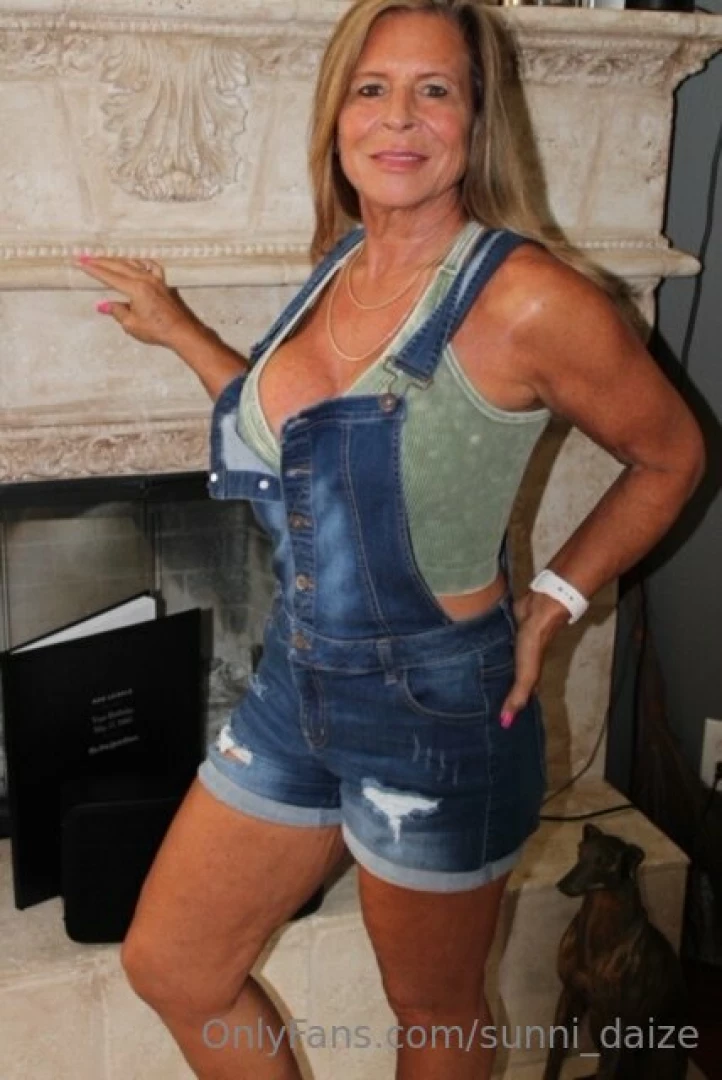 Top of the morning to you happy humping day milf vixen mature florida 