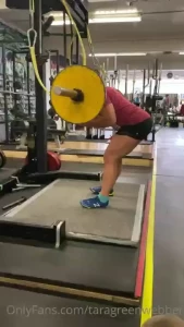 Some nice easy goodmorning getting a good stretch in the glutes and