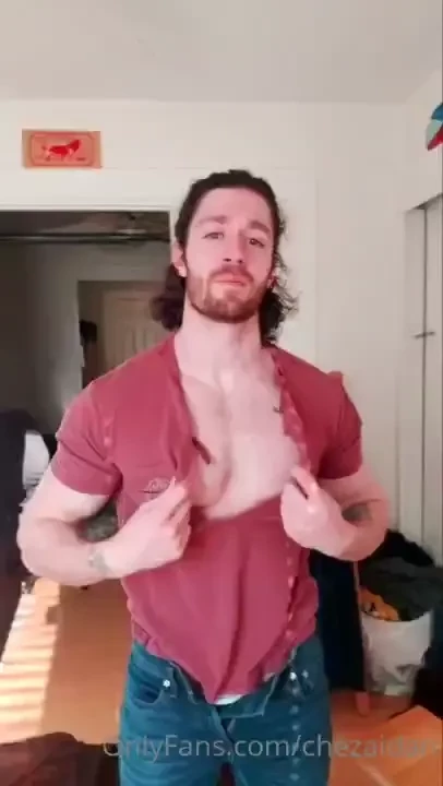 Meh that shirt didn t fit me well anyways 