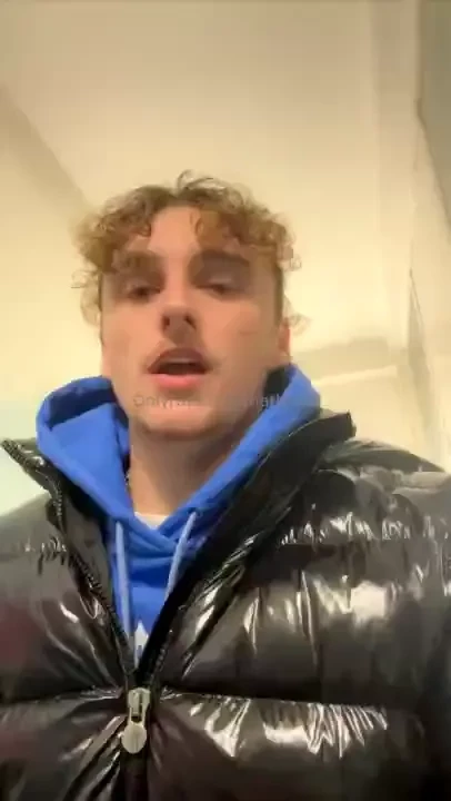 Daddy wants his sweaty holey socks worshiped 