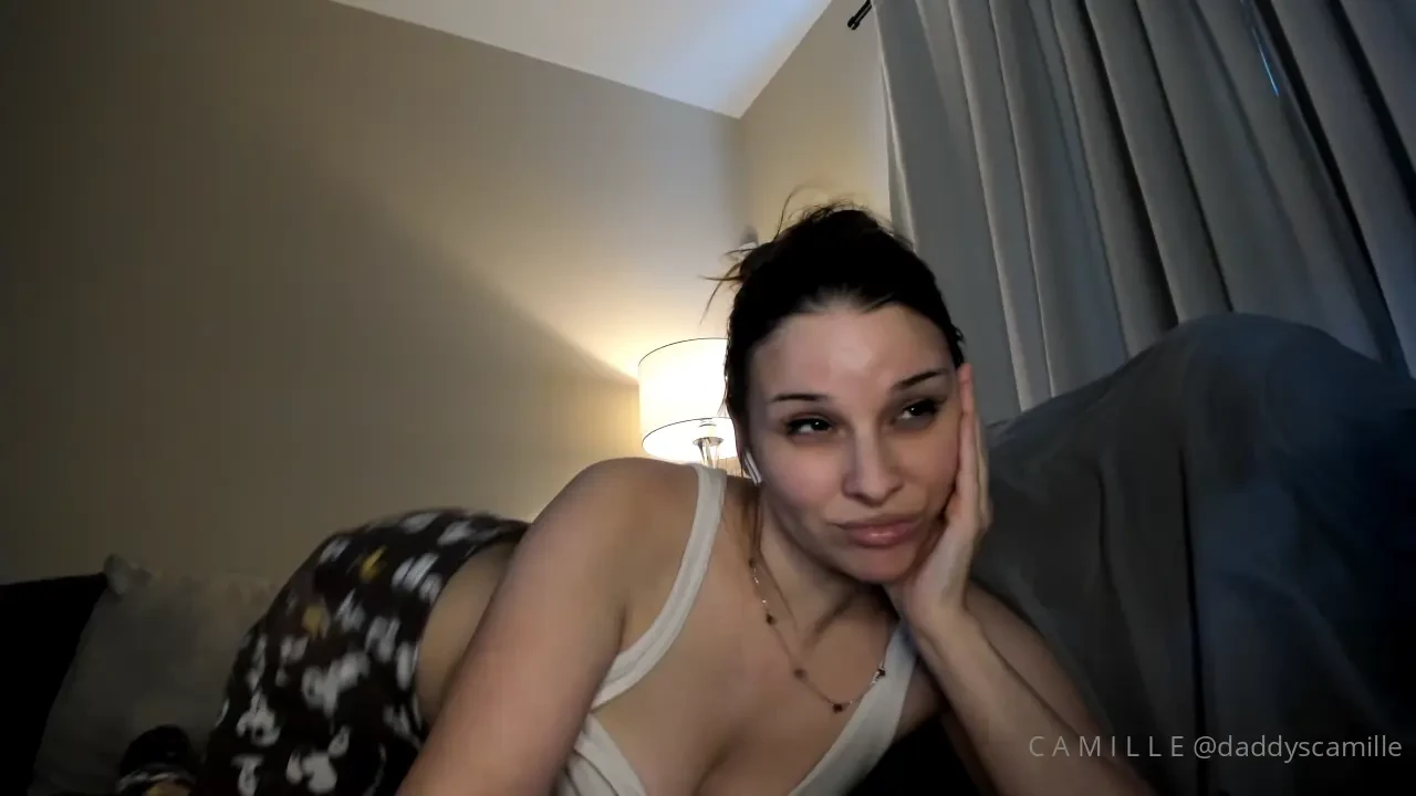 What are you up to baby please reply i wanna talk to youuu 
