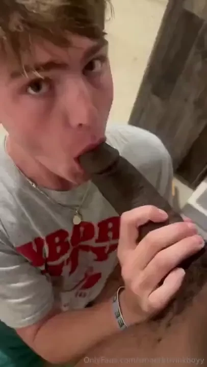 The biggest cock i have ever sucked i went on a road trip and when i part 1 