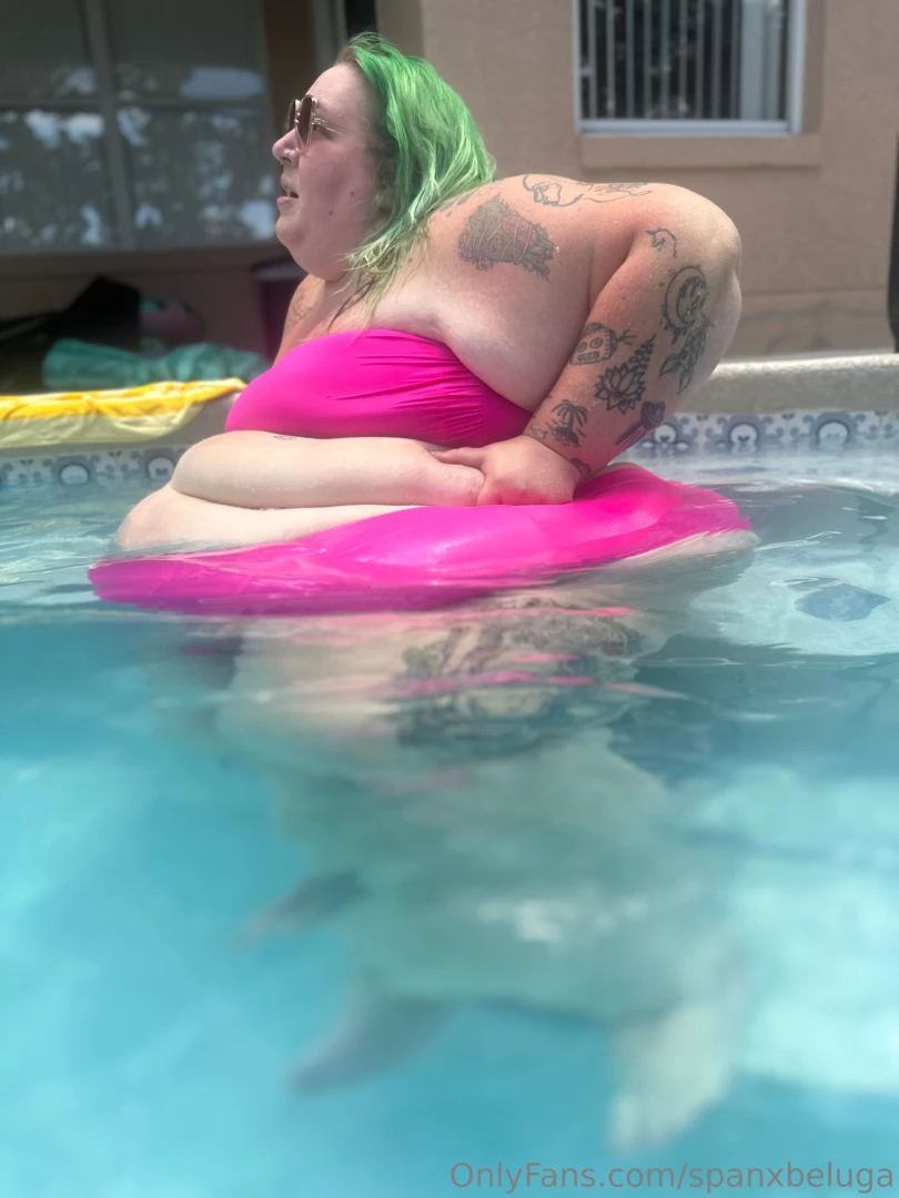 Just a light snack by the pool part 2 
