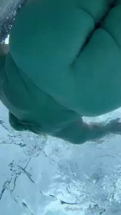 Who wants to see the whole video so much jiggling 