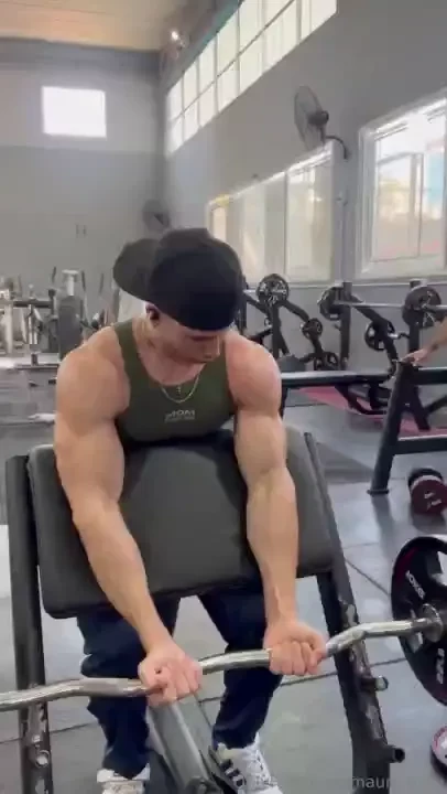 Big b ceps for you maurifitness nbsp 