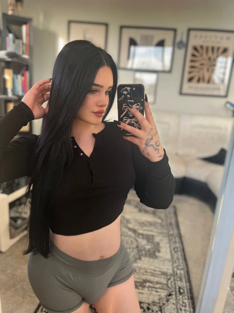 I swear nobody in my local area knows that i m trans imagine if they 