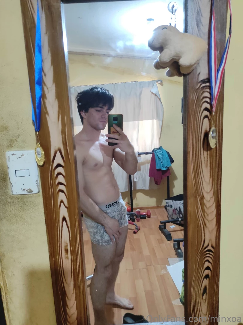 As bien duro acabo de despertar 