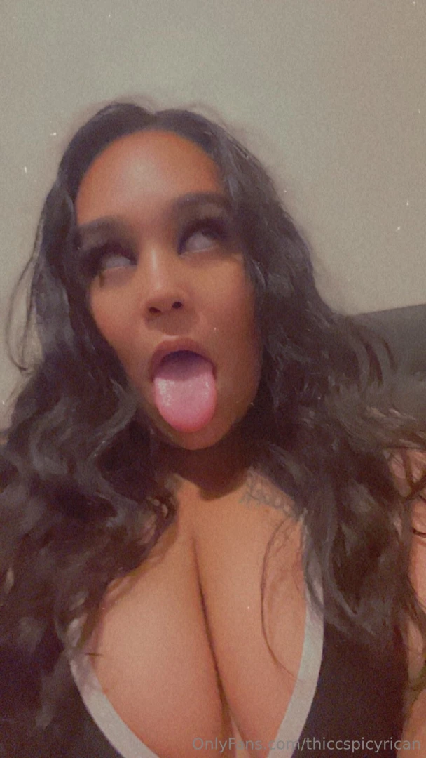 Spicy little goddess 