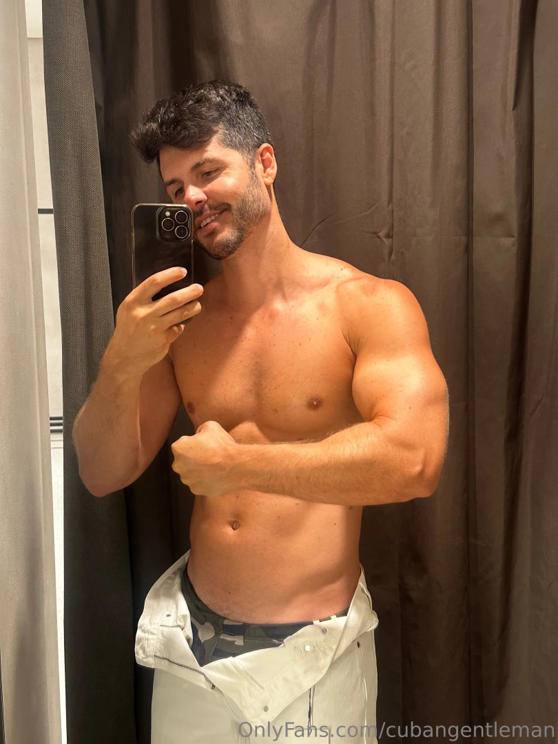 This boss is gonna put you to work my vip stuff onlyfans com e_rosxxl 