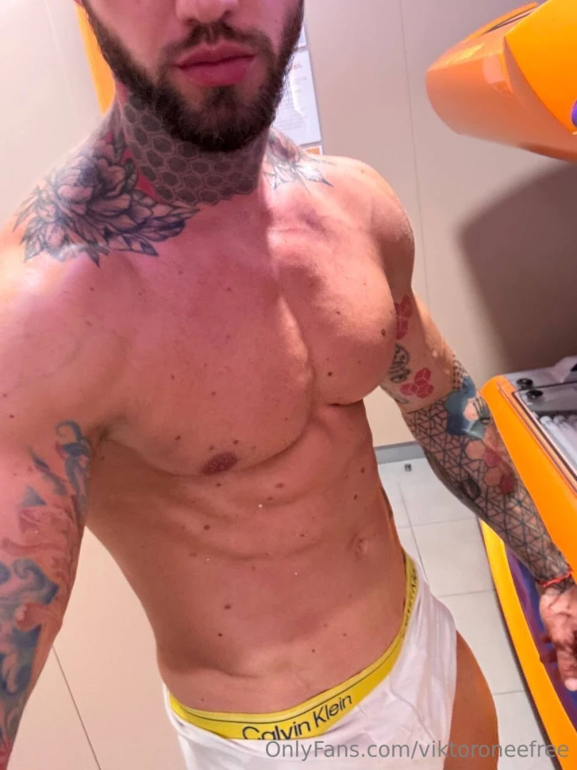 Hey babes 50 off my vip page 