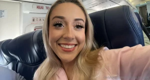 It s friyayyy r u gonna cum and message me so we can have some naughty