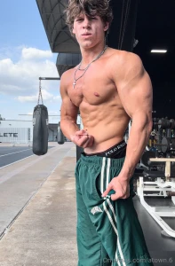 Go check out my friend jackedcowboy0 he is posting sex tapes and