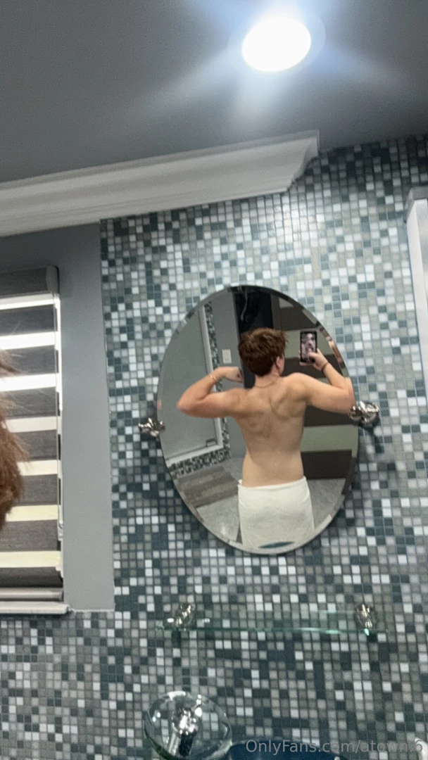 Take it off for me babe 