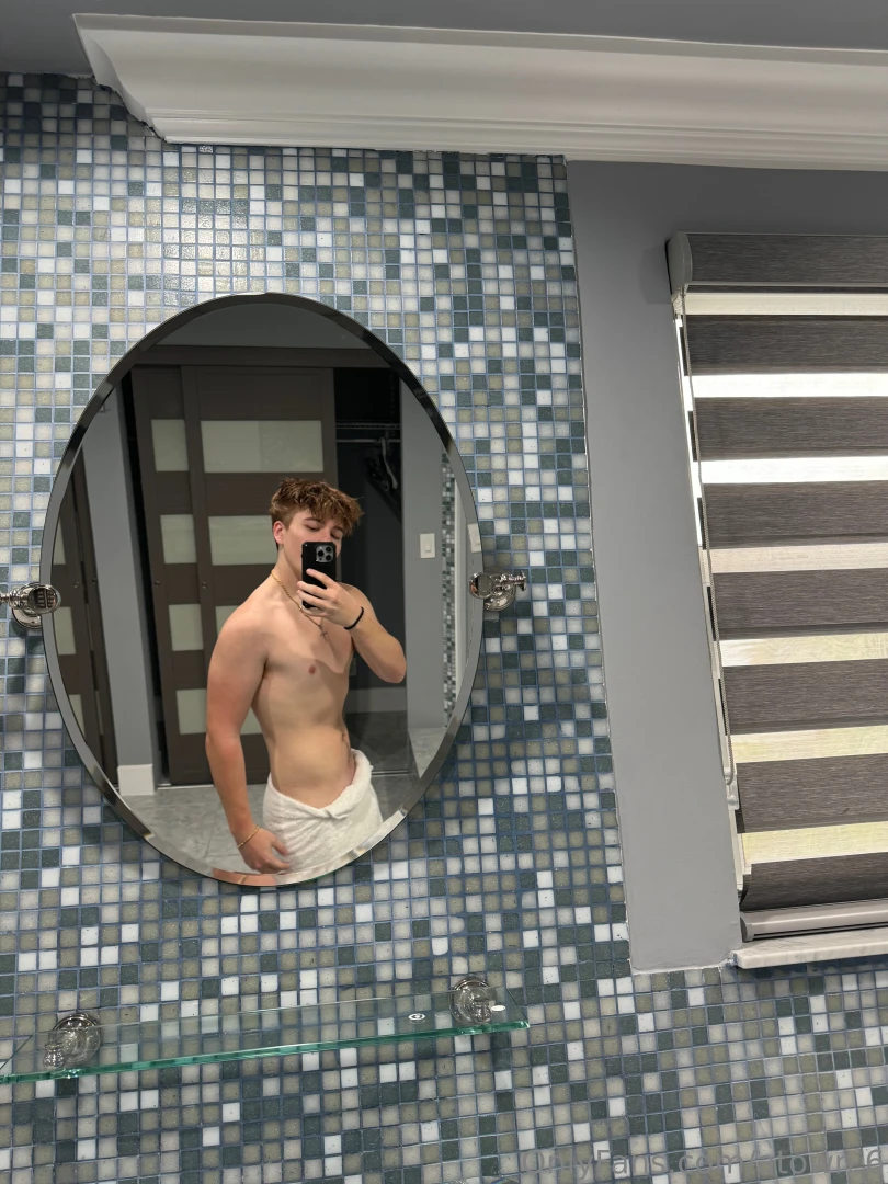 Wanna see under my towel part 2 