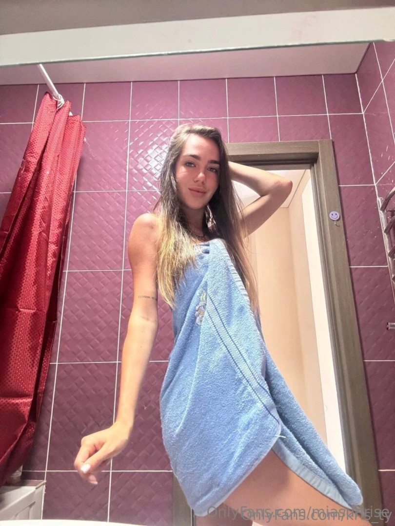 Naughty girl miasunrise always with a wet pussy you ve never felt so part 79 