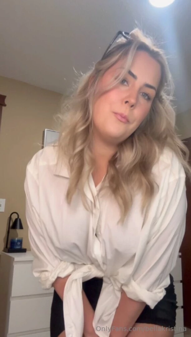 All dressed up i hope you have an amazing thursday 