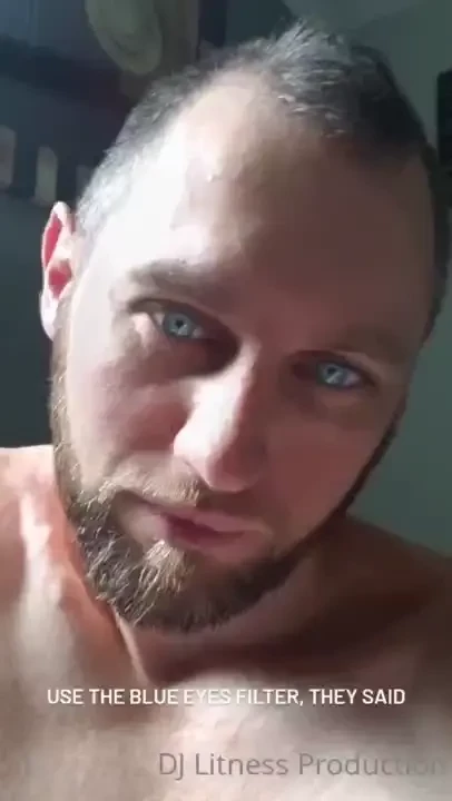 While letting my back heal i m lying in bed playing on my phone as 