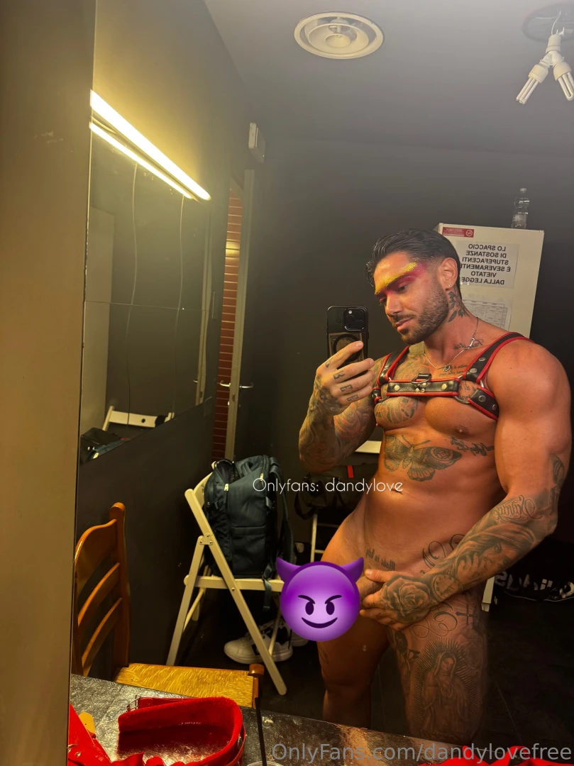 New post gogo dancer tonight https onlyfans com dandylove 