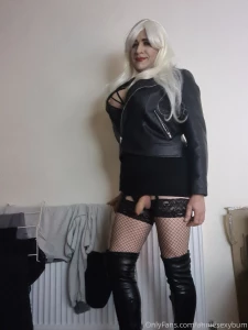 Anniesexybum part 17