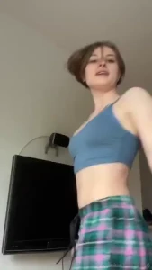 When i m in a good mood i like to dance